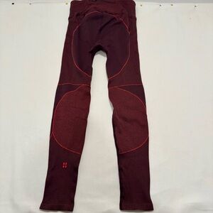 Sweaty Betty Small Seamless Burgundy Performance Leggings